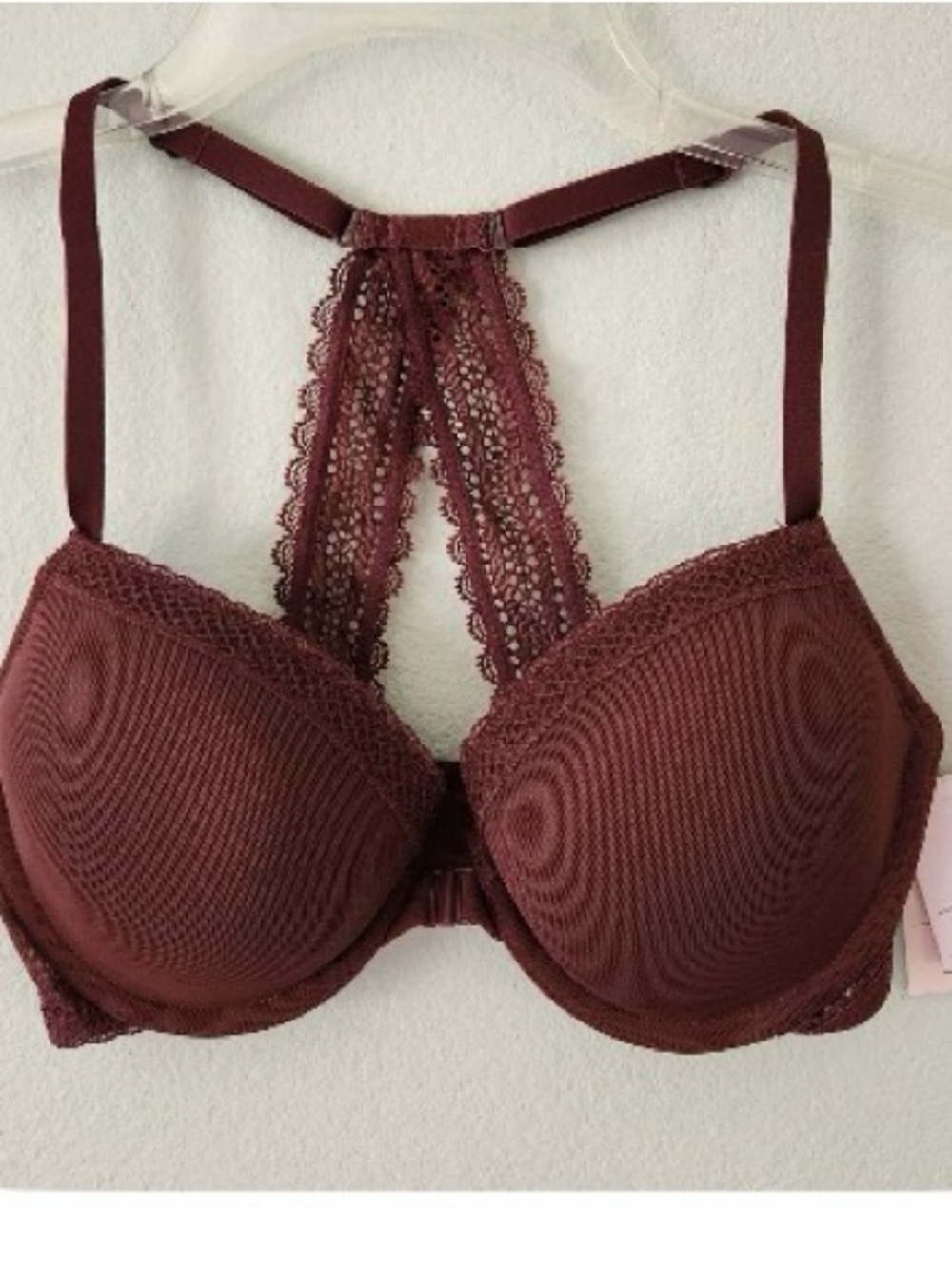 Lace-Back T-Shirt Bra in Wine